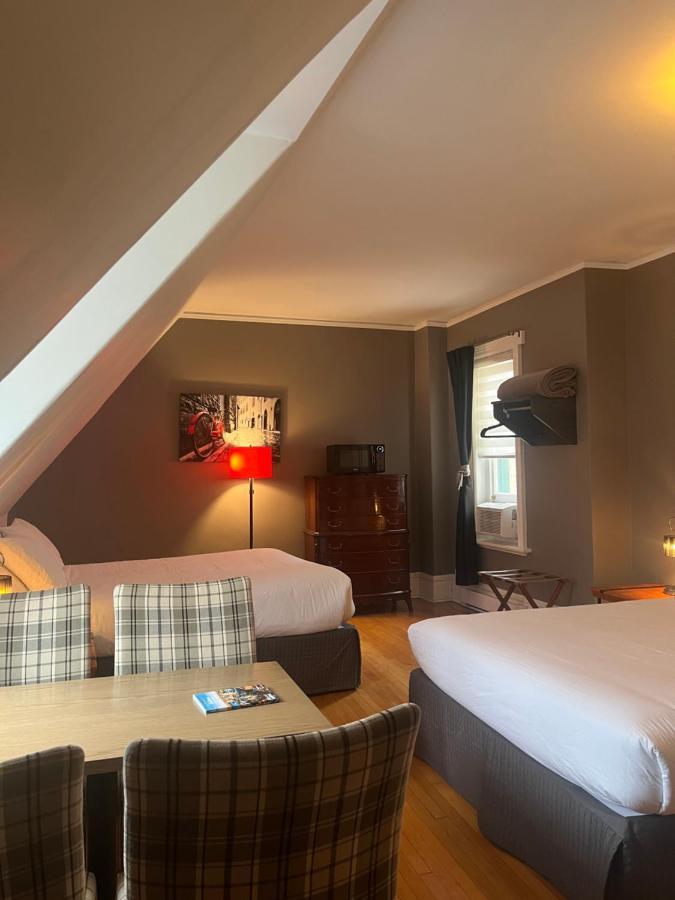 E-Hotel Des Grisons Квебек Екстериор снимка