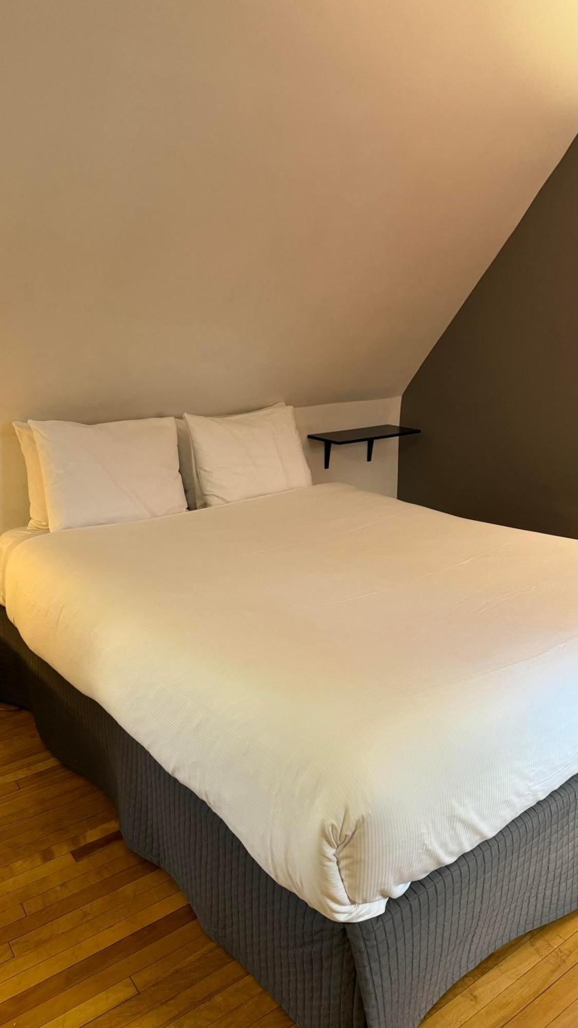 E-Hotel Des Grisons Квебек Екстериор снимка